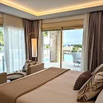 Dionis Boutique & Hotel 4*