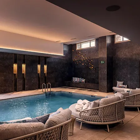 Dionis Boutique & Hotel