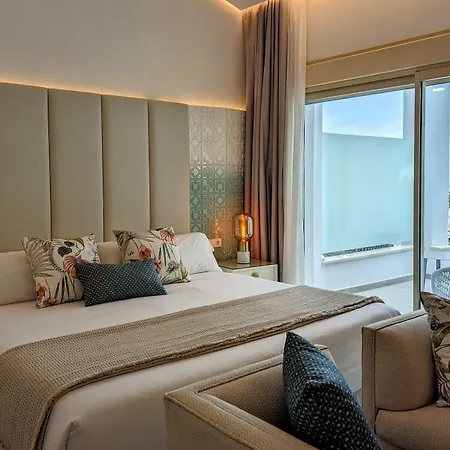 Dionis Boutique & ホテル