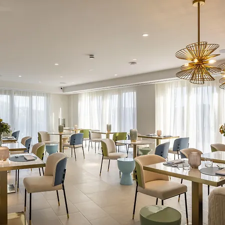 Dionis Boutique & Hotel 4*