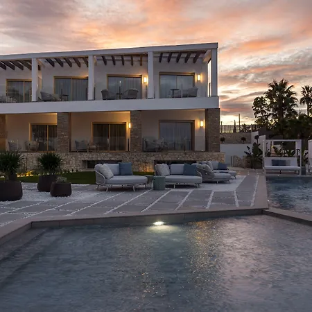 Dionis Boutique & 4*