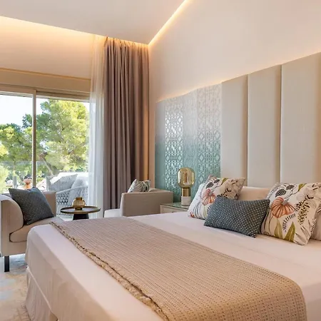 Dionis Boutique & 4*