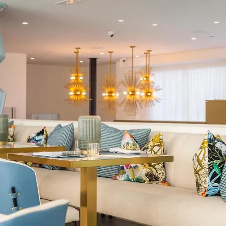 Dionis Boutique & Jávea