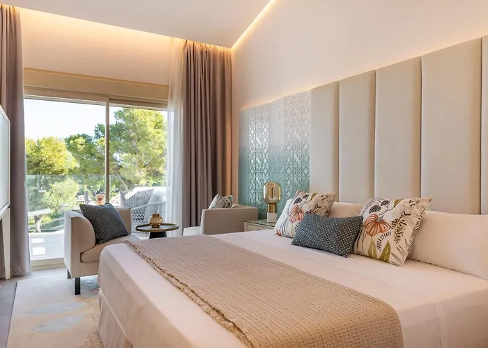 Dionis Boutique & 4*