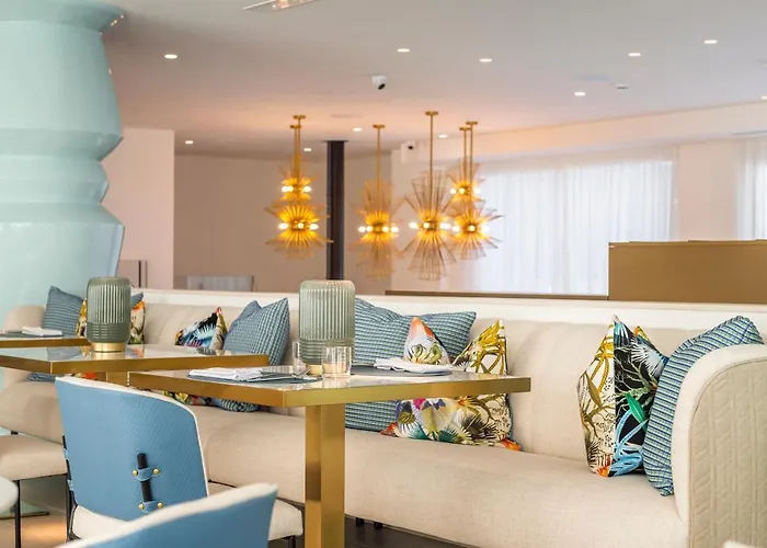 Dionis Boutique & Jávea